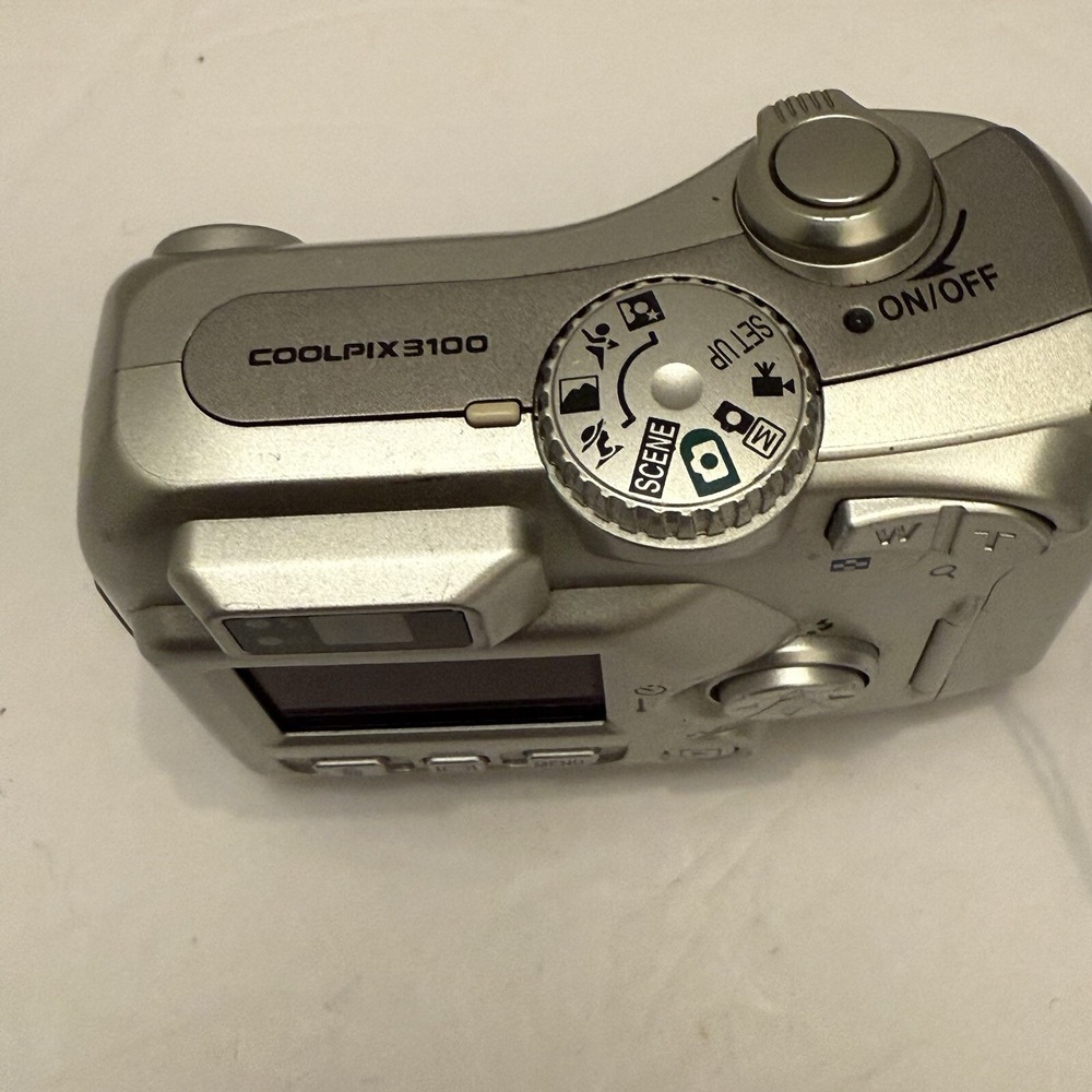 Nikon Digital Camera Coolpix 3100 3.2MP Silver Tested With Memory Card UNTESTED - Picture 5 of 16